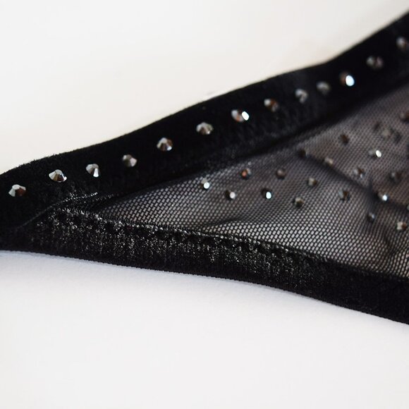 Beautiful String with Rhinestones - Picture 8 of 15